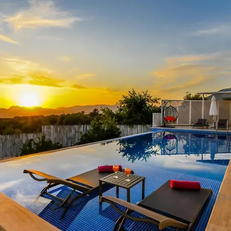 Uzumlu Village 2 Bedroom - 1039 * Kalkan