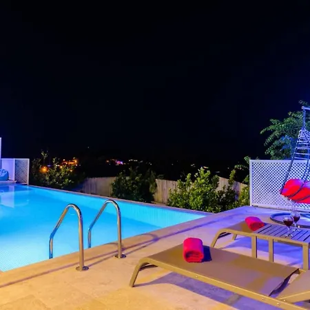 Uzumlu Village 2 Bedroom - 1039 * Kalkan