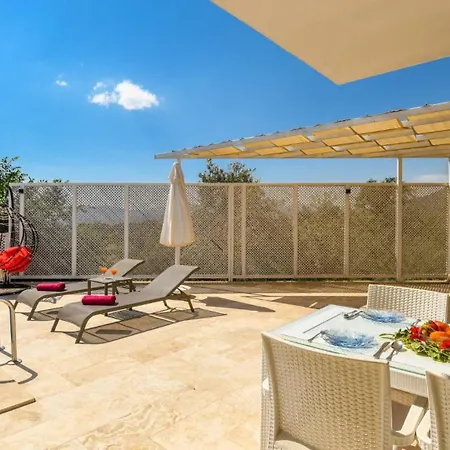 Uzumlu Village 2 Bedroom - 1039