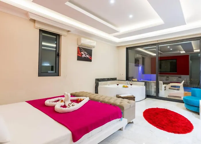 Uzumlu Village 2 Bedroom - 1039 ヴィラ
