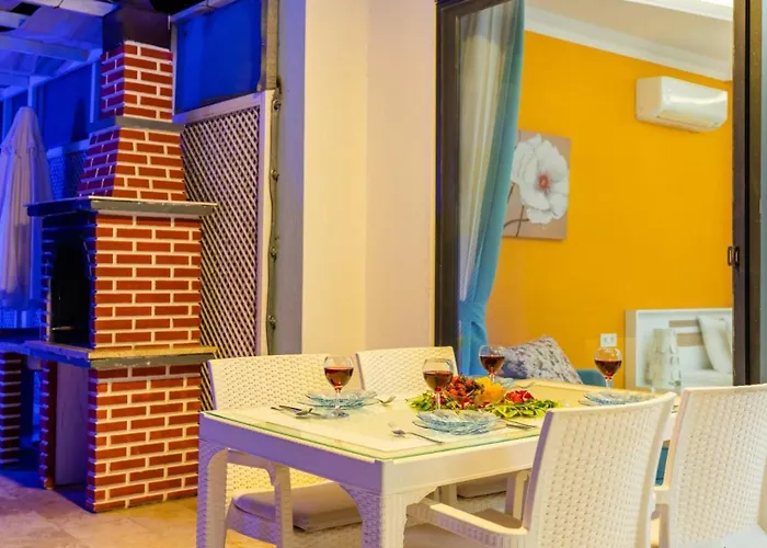 Uzumlu Village 2 Bedroom - 1039 ヴィラ
