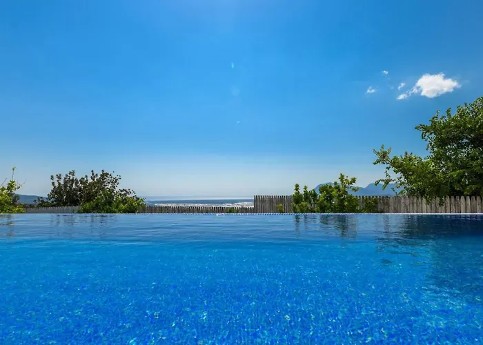 Uzumlu Village 2 Bedroom - 1039 ヴィラ *